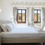 Charming Apartment *
